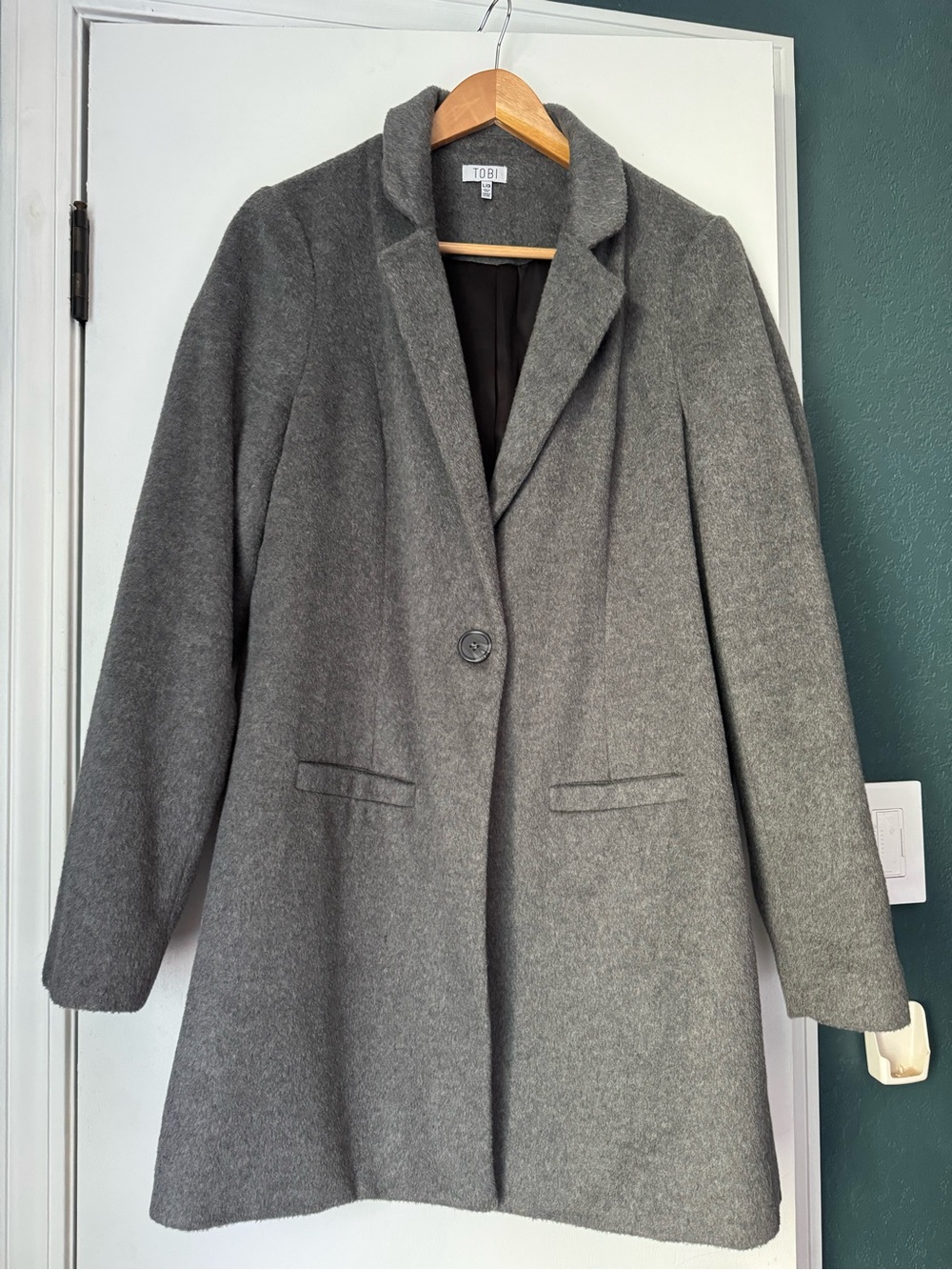 Tobi Women’s Gray Single-Button Wool Pea Coat